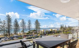 Avalon on Alex Beach 2 Bedroom Apartment - Alexandra Headland - 2