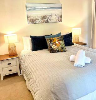 Kookaburra Beach House - 3 bedroom home - Tura Beach - 8