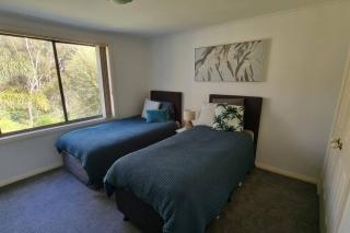 Kookaburra Beach House - 3 bedroom home - Tura Beach - 4