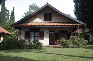 Hotel Grand Panorama Lembang - Lembang - 1
