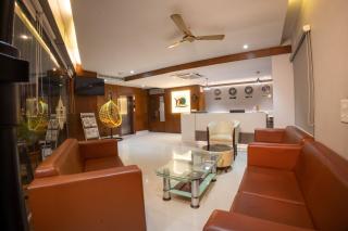 Metro Plaza Hotel by RAK Rooms, Mangaluru - Mangalore - 1