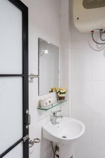 2 bedrooms - street view -5 mins to Old Quarter - Hanoi - 7