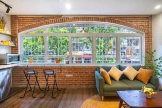 2 bedrooms - street view -5 mins to Old Quarter - Hanoi - 2
