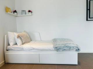 Enjoy Scenic 1BR with BeachAccess Parking at Pixel504 - Abu Dhabi - 1