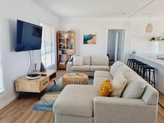 Surfmist House - Robe - 5