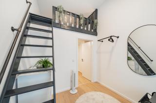 Chic Central City Rooms by Home2 - Wenen - 8