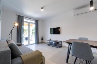 The Plaza Ground Floor Apartments - Prizba - 1