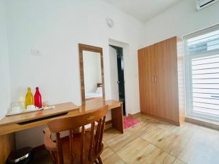 NIRVANA HAVEN HOME STAY - 9