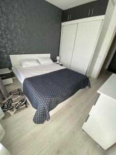 Happy apartment 1 - Roşu - 2