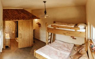 Gostilnica Orle - Sleeping in the tower - 1