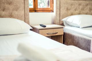 Guesthouse Arber - Gjirokastër - 1