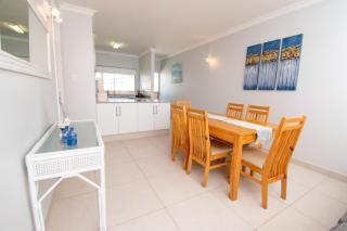 16 Bronze Beach Umhlanga Rocks - Durban - 6