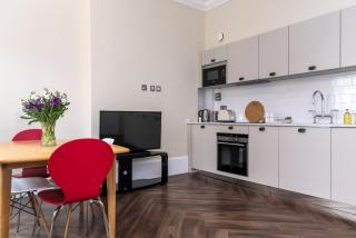 1BR gem in the heart of Covent Garden with aircon - 9