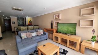 Accommodation Front - Dazzling 4 Sleeper near Ushaka Marine World - Durban - 1