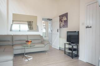 Thomas Carlyle Cottage - 8