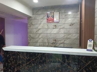 Hotel Midnight - Ahmedabad - 1