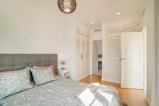 Villa con piscina climatizada y vistas al Golf - Estepona - 6