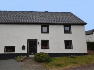 Holiday home in Auw near town center - Auw - 8