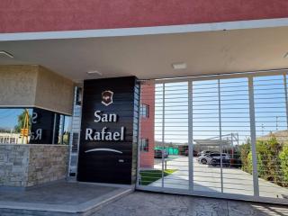 Departamento en complejo cerrado - 0