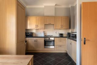 2BR 2BA Apartment - Emperor Beds - Free Parking - Near LGW Airport - Crawley - 6