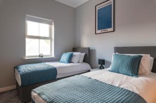 2BR 2BA Apartment - Emperor Beds - Free Parking - Near LGW Airport - Crawley - 3