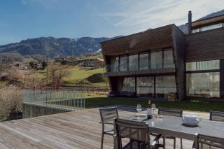 Stunning and Modern House On The Lake - Quarten - 0