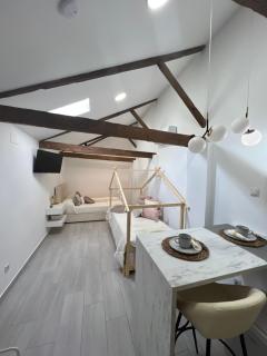 Suites Chic Star - Herencia - 9