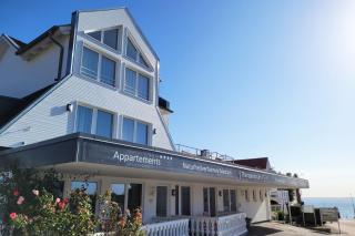 Gemütliche Ferienwohnung mit Meerblick und Terrasse - Nur 50 Meter zum Strand inklusive Parkplatz und Fahrradunterstellplatz - Sierksdorf - 0