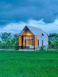 Whitehouse resort - - 0