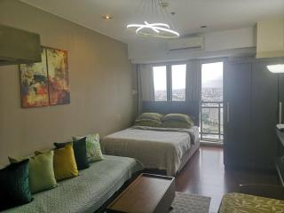 Studio with 200Mbs internet, Netflix & great view of Manila - Manila - 5