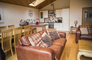 Na Craigean Lodge - White Bridge - 2