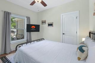 Boho Bungalow - Canyon Lake - 2