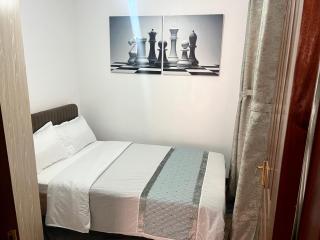 Stylish Apartment Ideal for long Stays - 7