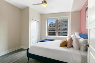 NOLA Charm - Luxury 4-Bed Retreat Steps from French Quarter - New Orleans - 1