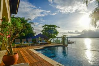Afimi Beach House Montego Bay 4BR Beachfront Villa - Montego Bay - 0