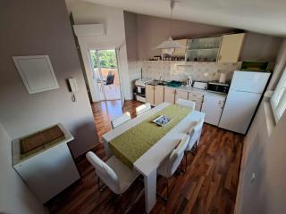 Apartment Kuco - Starigrad-Paklenica - 6