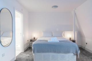Newly Refurbished 2 bed with Fantastic View - Londra - 1
