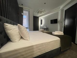 Bellevue Boutique Hotel - 1