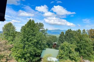 Little Black Bear Retreat - 8