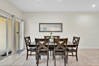 Lake View 4 Bedroom Pool Home - Kissimmee - 4