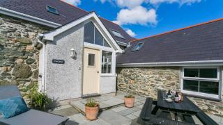 Cwt Drecs - Llanfachraeth - 5