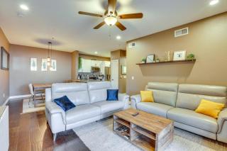 Walk to Papago Park Phoenix Condo with Pool Access! - Phoenix - 6