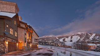 Sunshine Peak Chalet - 0