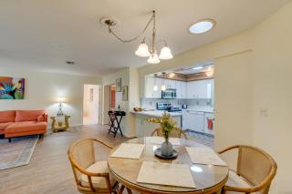 Yard & Lanai: Sun-Soaked Venice Escape! - 3