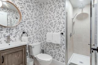 North House - Beautiful Vieux 2 Bedroom Apt - 1