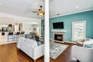 Gone Coastal - Pensacola - 1