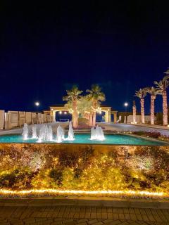 Ultra Luxury 3BR with Pools ,Sports ,Dining in Gated compound, Close to all sites - 2