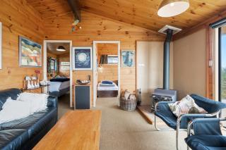 The Beachsider - Te Horo Beach Holiday Home - Te Horo - 2