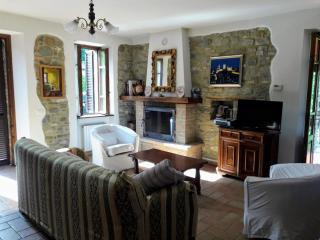 Refurbished 3 Bedroom Farmhouse in Emilia - Piacenza - 1
