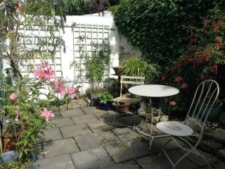Melvin Cottage - Beaumaris - 1